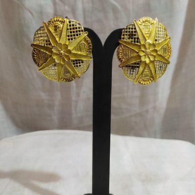 DESIGNER FASHION EARTOPS FOR GIRLS AND WOMEN