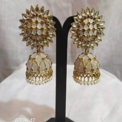 DESIGNER FASHION EARINGS FOR GIRLS AND WOMEN