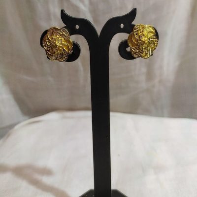 DESIGNER FASHION EARTOPS FOR GIRLS AND WOMEN