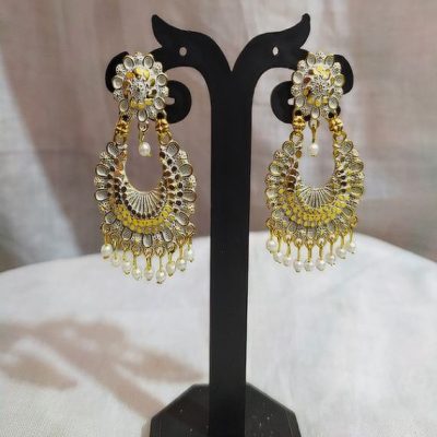 DESIGNER FASHION EARINGS FOR GIRLS AND WOMEN