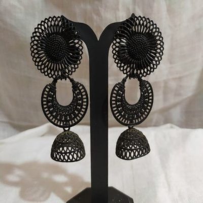 DESIGNER FASHION EARINGS FOR GIRLS AND WOMEN