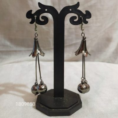 DESIGNER FASHION EARINGS FOR GIRLS AND WOMEN