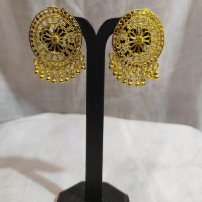 DESIGNER FASHION EARTOPS FOR GIRLS AND WOMEN