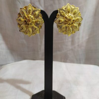 DESIGNER FASHION EARTOPS FOR GIRLS AND WOMEN